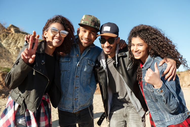 colorado tourists shop green remedy dispensary